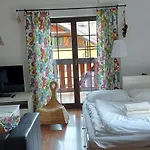 Hrabovo Alzbeta 16 *