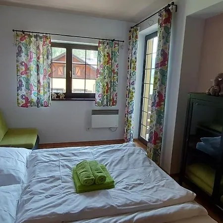 Hrabovo Alžbeta 16 *